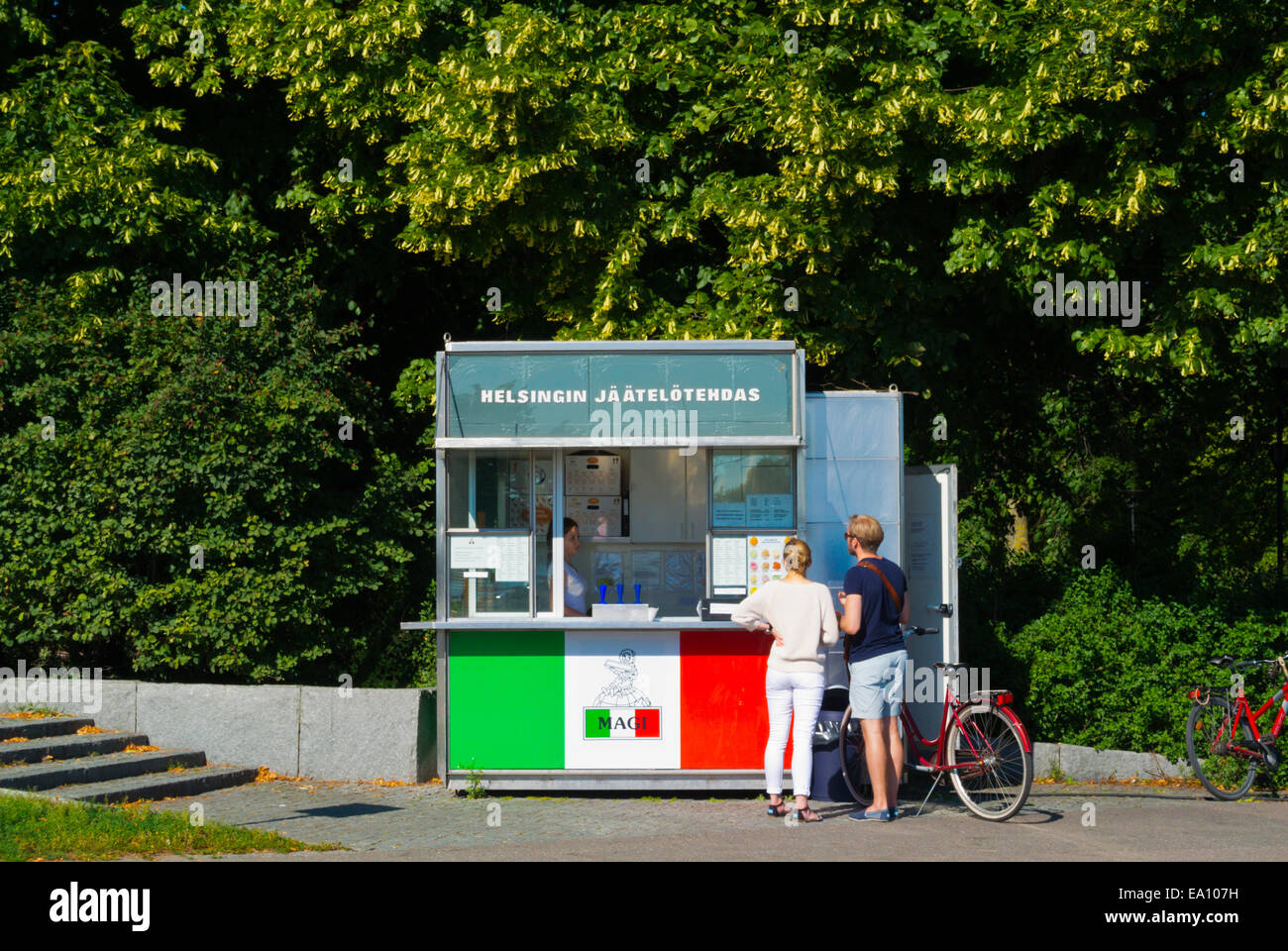 Eis Kiosk vor Kaivopuisto Park, Eira Bezirk, Helsinki, Finnland, Mitteleuropa Stockfoto