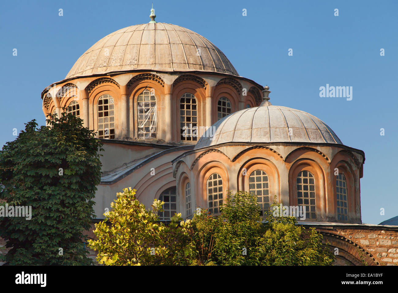 Kuppeln der Kirche des Heiligen Erlösers in Chora, Istanbul, Türkei. Stockfoto