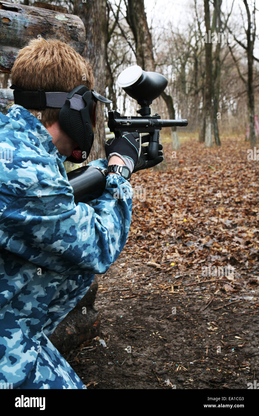 Spiel in einem paintball Stockfoto