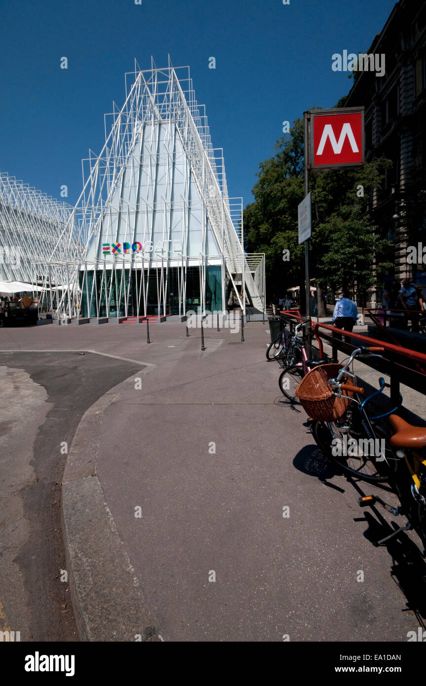 Italien, Lombardei, Mailand, Milan Expo Gate, Info-Point in Schlossplatz für die Weltausstellung 2015 Stockfoto
