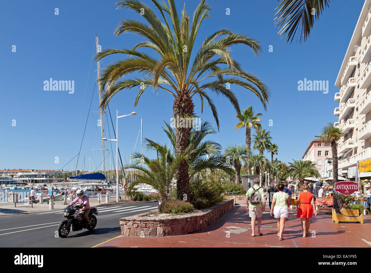 ´ Strandpromenade, St-Raphael, Cote Azur, Frankreich Stockfoto
