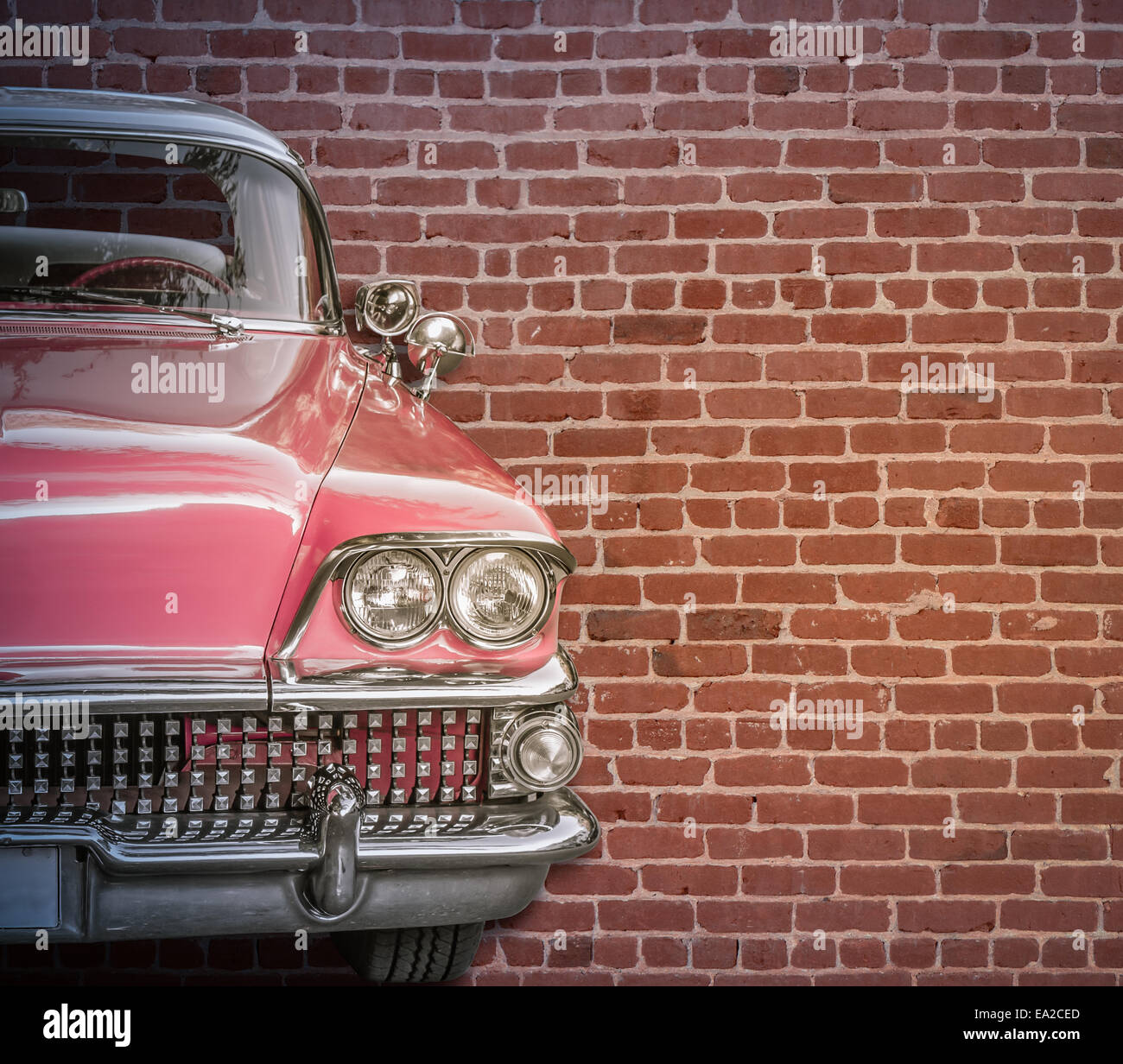 Rosa Vintage 50er Jahre amerikanisches Auto Stockfoto