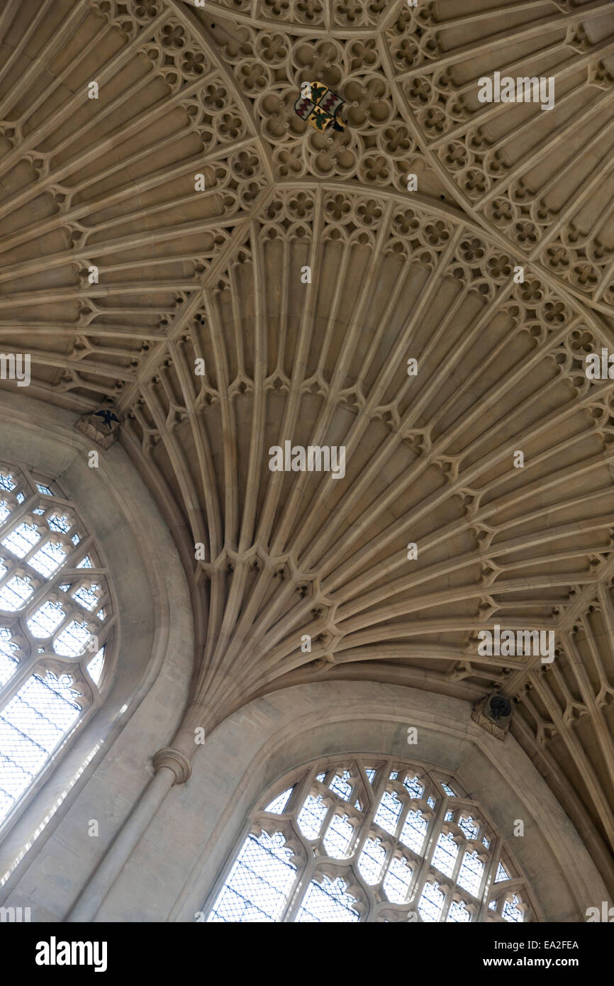 Die schöne und zarte Fan gewölbte Decke des Bath Abbey in Bath, Somerset Stockfoto