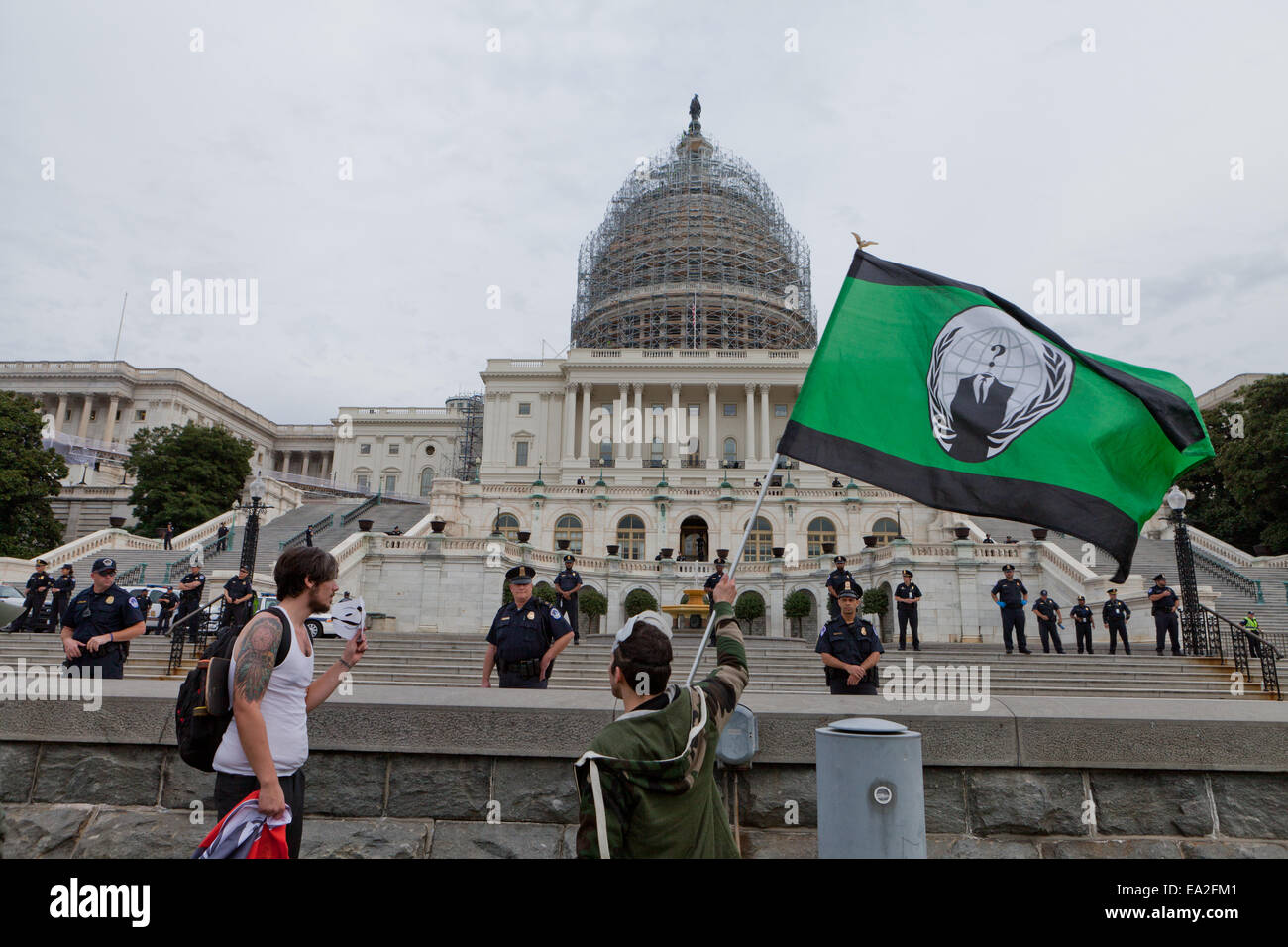 Washington, DC, USA. 5. November 2014. Hunderte von Anonymous führte Demonstranten Rallye in Washington, DC, protestieren gegen Sparkurs, massenhafte Überwachung und Unterdrückung auf dieses Guthaben Guy Fawkes Day: B Christopher/Alamy Live News Stockfoto