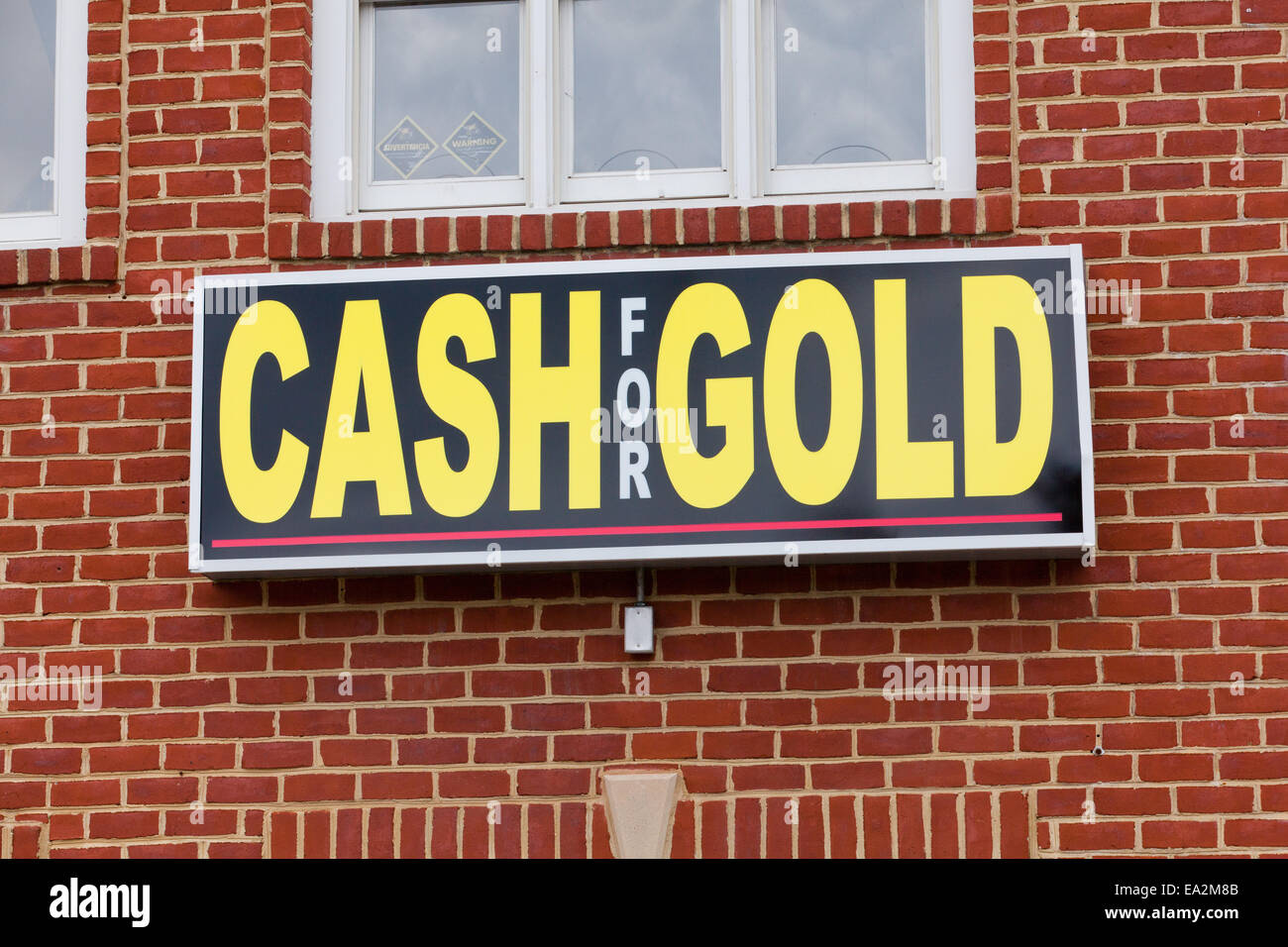 Bargeld für Gold anmelden gold Käufer Shop - USA Stockfoto