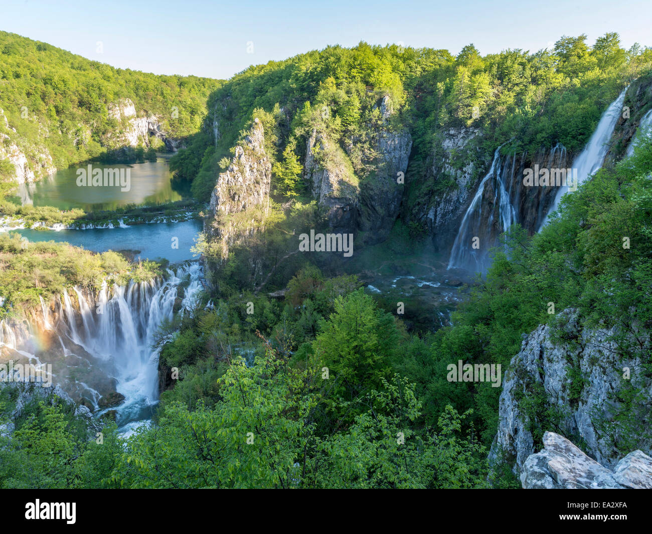 Herrliche Wasserfälle an der Nordseite des "Lake Korana" bietet eine Anlaufstelle für das schnell fließende Wasser. Stockfoto
