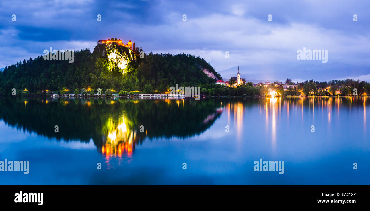 Lichtreflexe in Lake Bled, Julischen Alpen, Gorenjska, Slowenien, Europa Stockfoto