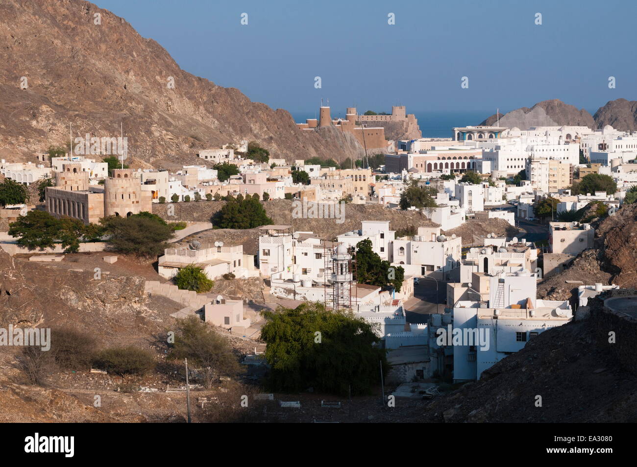 Alten Muscat und Palast des Sultans Qaboos, Muscat, Oman, Naher Osten Stockfoto