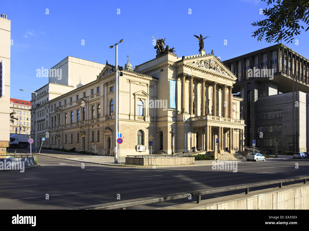 Historische oper -Fotos und -Bildmaterial in hoher Auflösung – Alamy