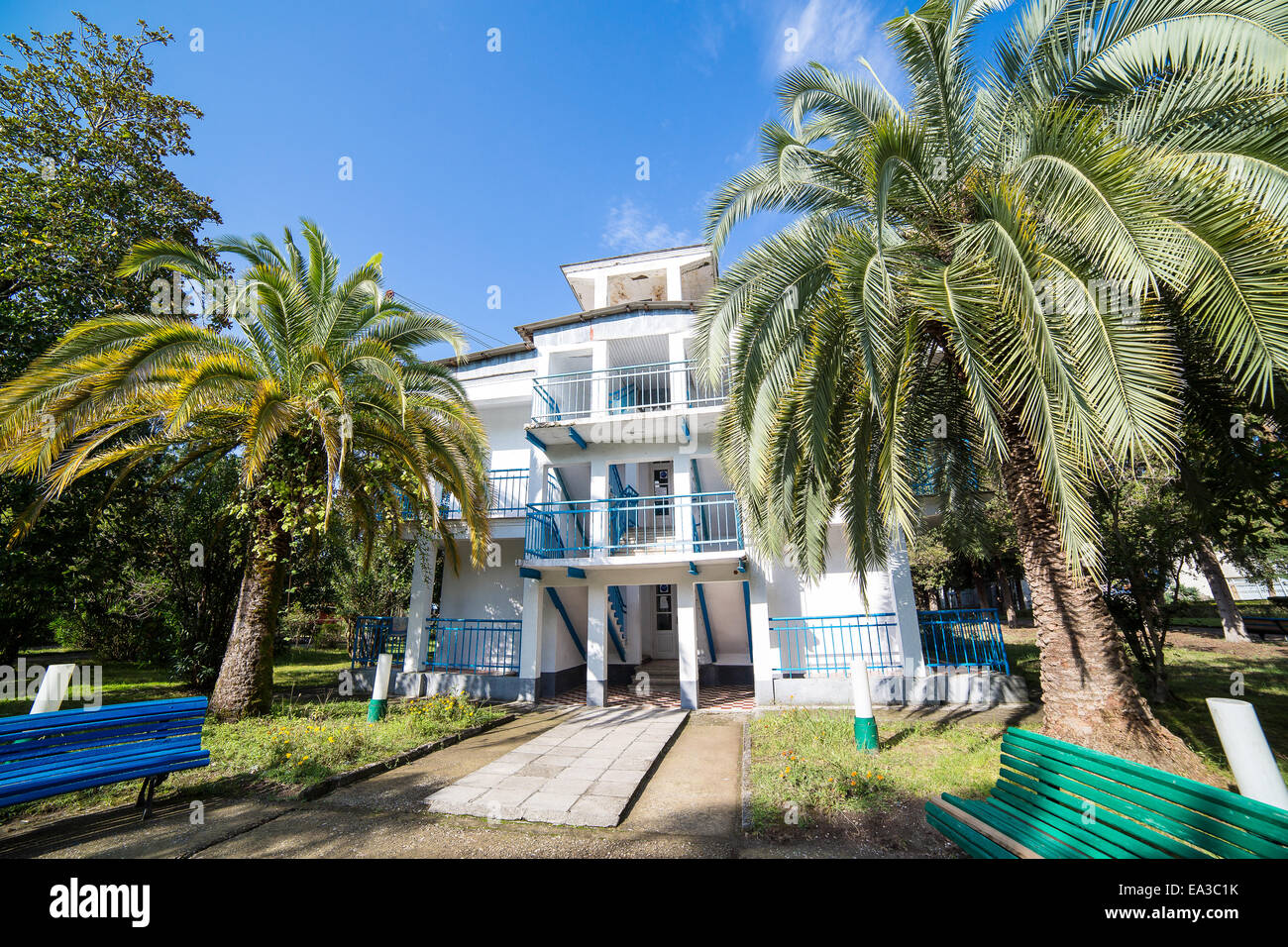 Moderne Hotelgebäude, Tsandripsh, Abchasien Stockfoto