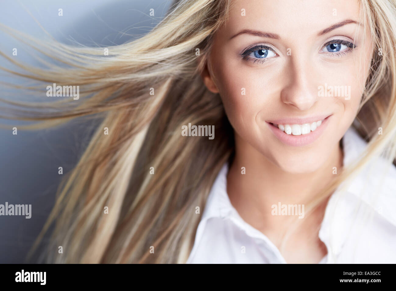 Fliegende Haare Stockfoto