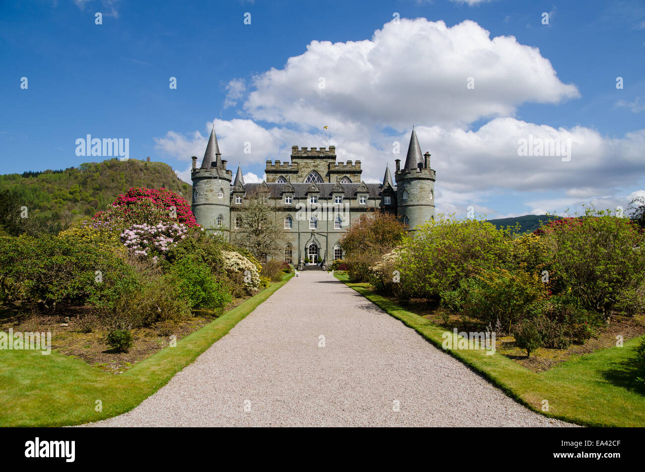 Inveraray Castle hinteren Gartenweg Stockfoto