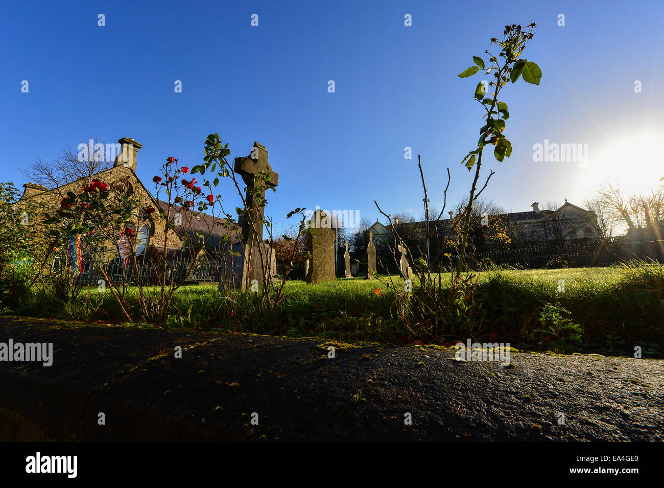 Stock Foto - Friedhof von St. Columba Kirchturm Long, abgeschlossen im Jahre 1909. Foto: George Sweeney/Alamy Stockfoto