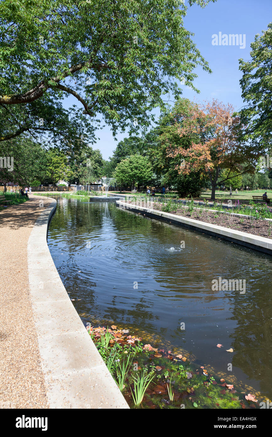 Ein Landschaftspark im Frühherbst - Walpole Park, Ealing, London Stockfoto