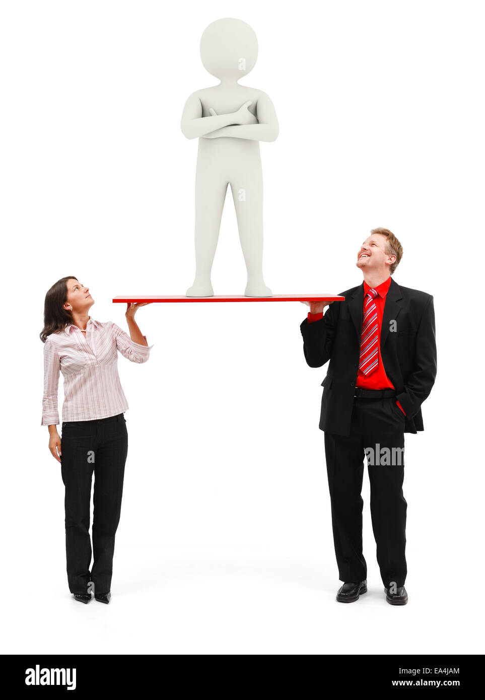 Richtiger Mann und Frau halten virtuelle 3d Mann hoch Stockfoto