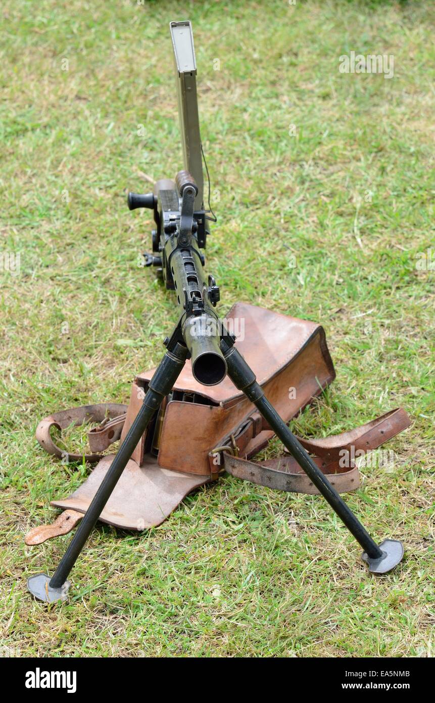 Maschinengewehr auf Boden Stockfoto
