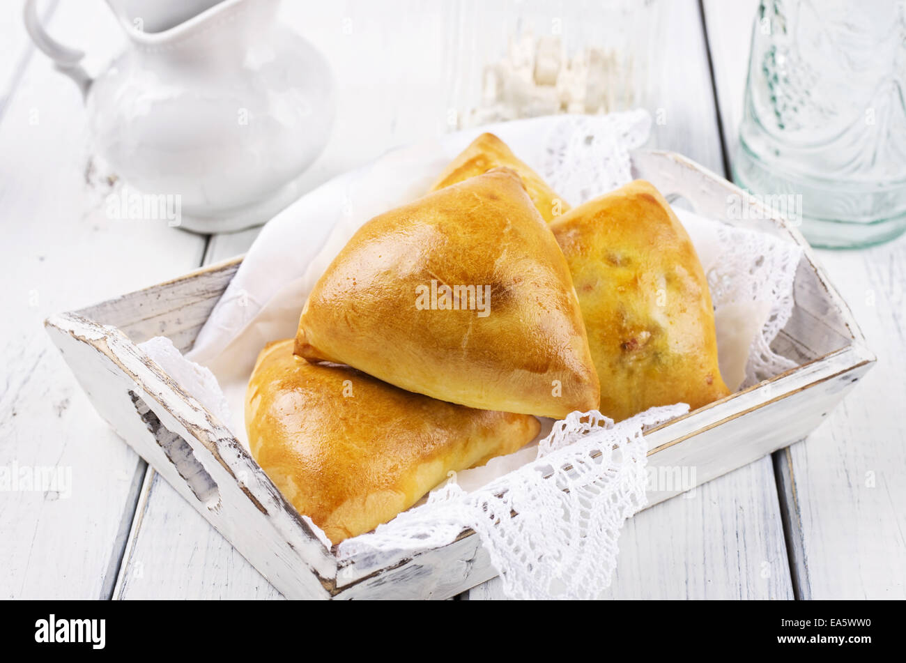 gebackene samosa Stockfoto