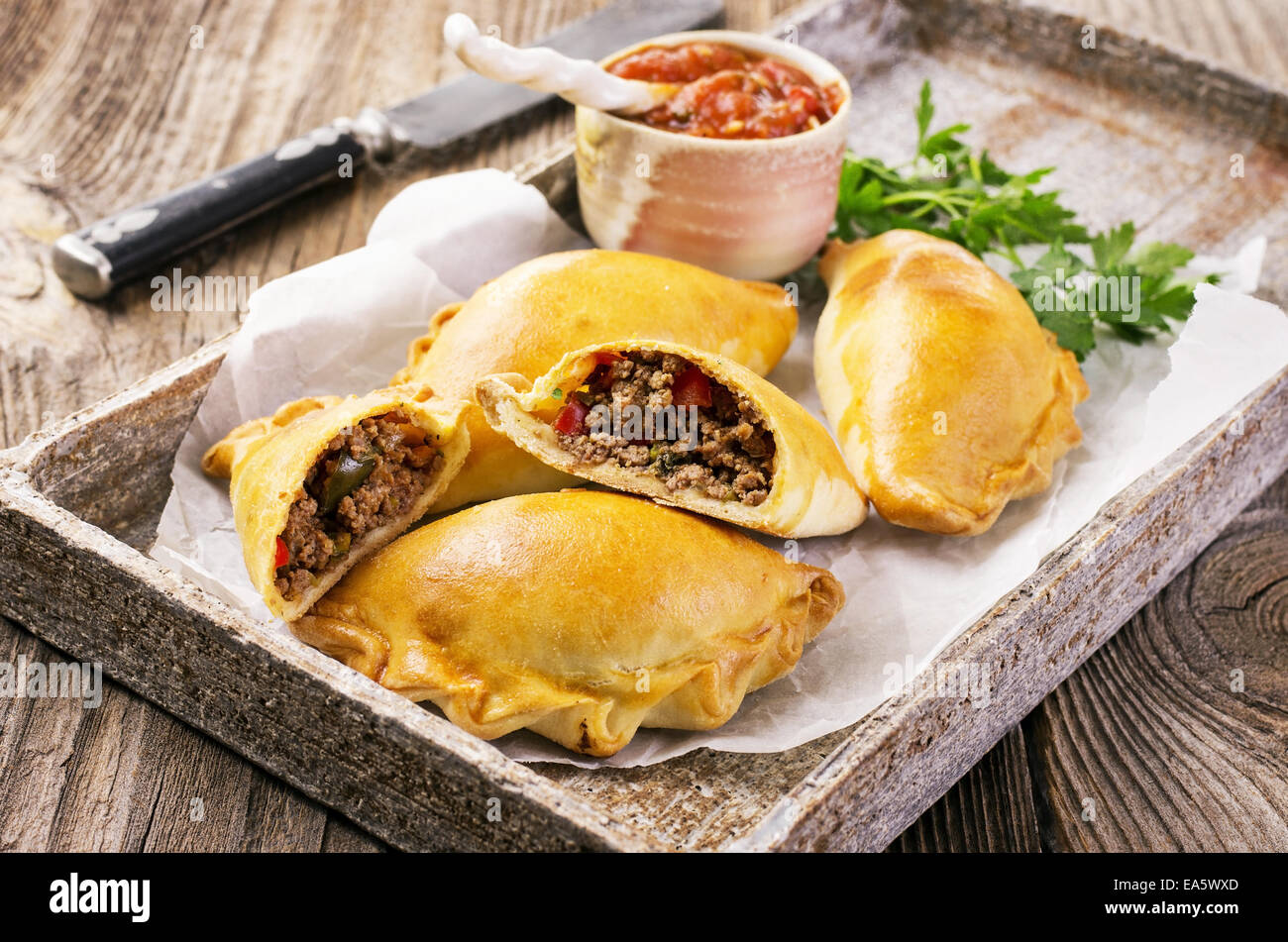 Empanadas mit Hackfleisch Stockfoto