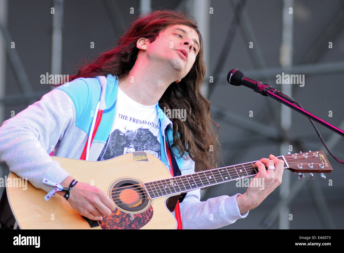 BARCELONA - 24 Mai: Kurt Vile führt auf Heineken Primavera Sound Festival 2013 am 24. Mai 2013 in Barcelona, Spanien. Stockfoto