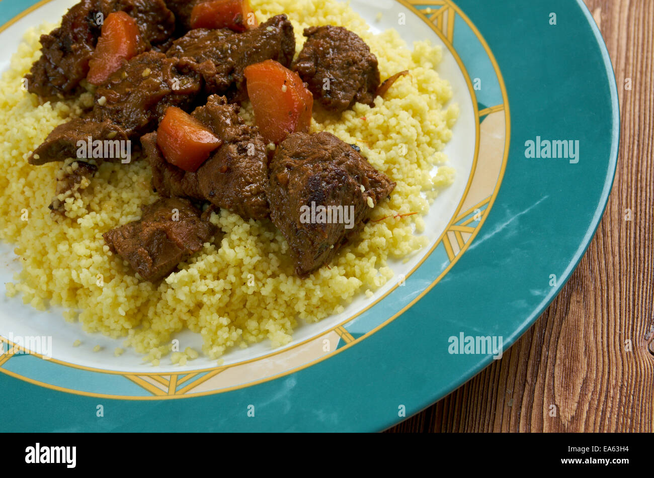 Marokkanisches lamm tajine mit couscous -Fotos und -Bildmaterial in ... Marokkanisches lamm tajine mit couscous -Fotos und -Bildmaterial in ...
