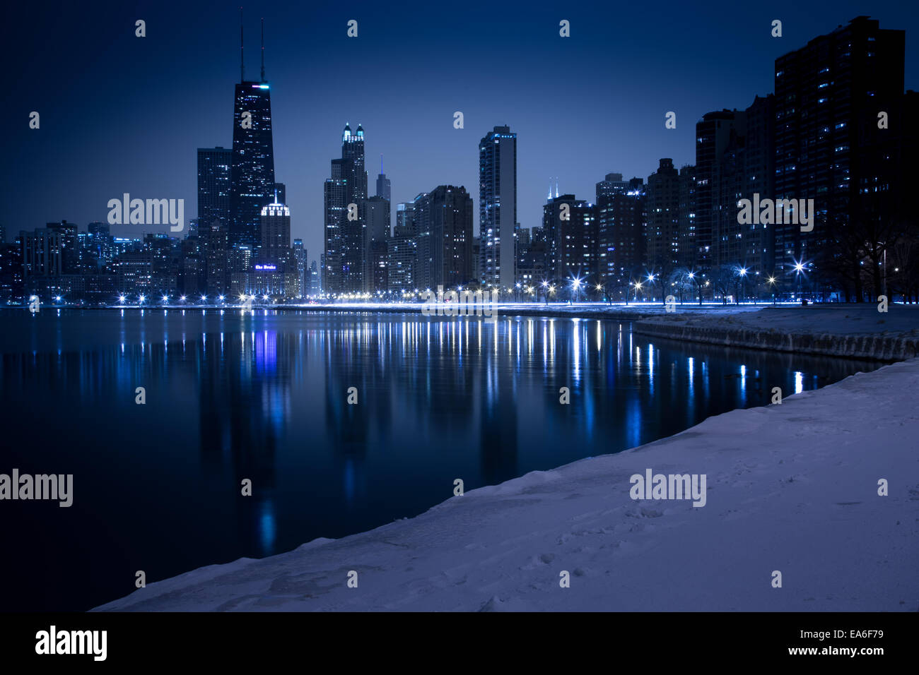 Skyline der Stadt von North Avenue Beach, Chicago, Illinois, USA Stockfoto