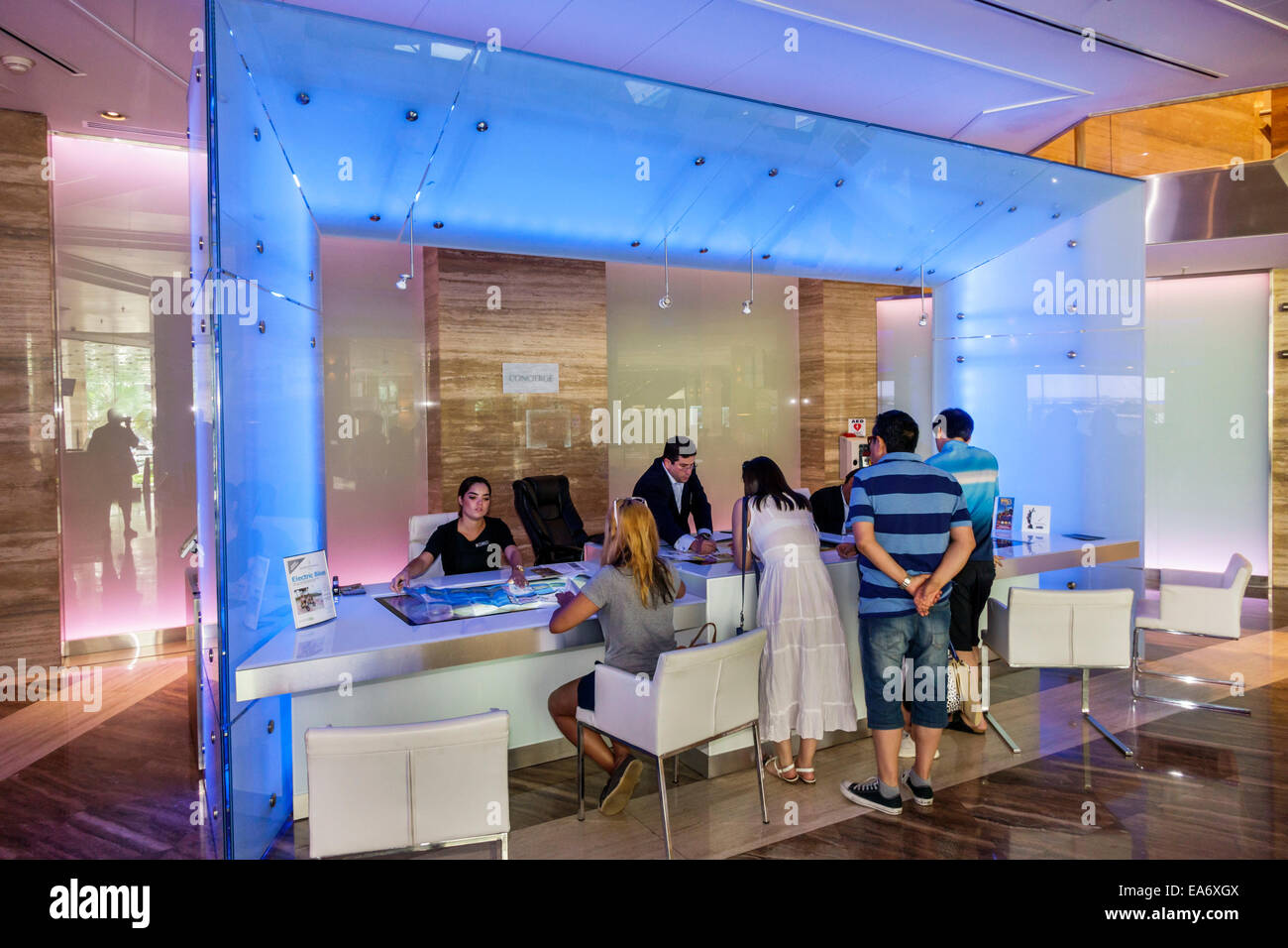 Miami Florida, Intercontinental, Hotel Hotels Unterkunft Inn Motel Motels, Lobby, Concierge Desk, Hilfe, Informationen, Gäste, Besucher reisen Reise Tour touri Stockfoto