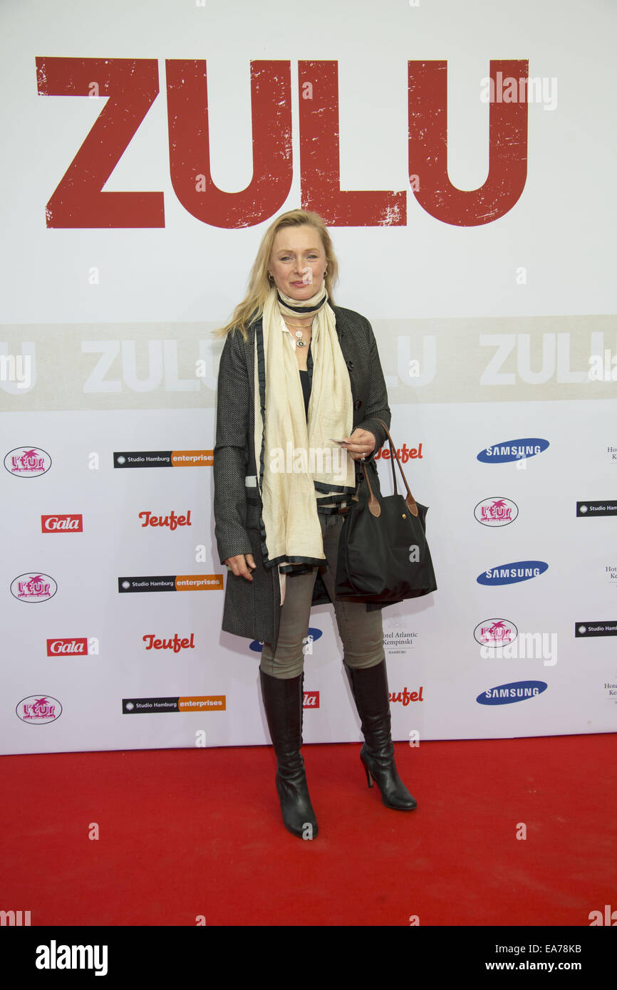 Deutschlandpremiere von "Zulu" im Kino Cinemaxx Dammtor - Red Carpet Featuring: Marita Marschall wo: Hamburg, Deutschland: 6. Mai 2014 Stockfoto