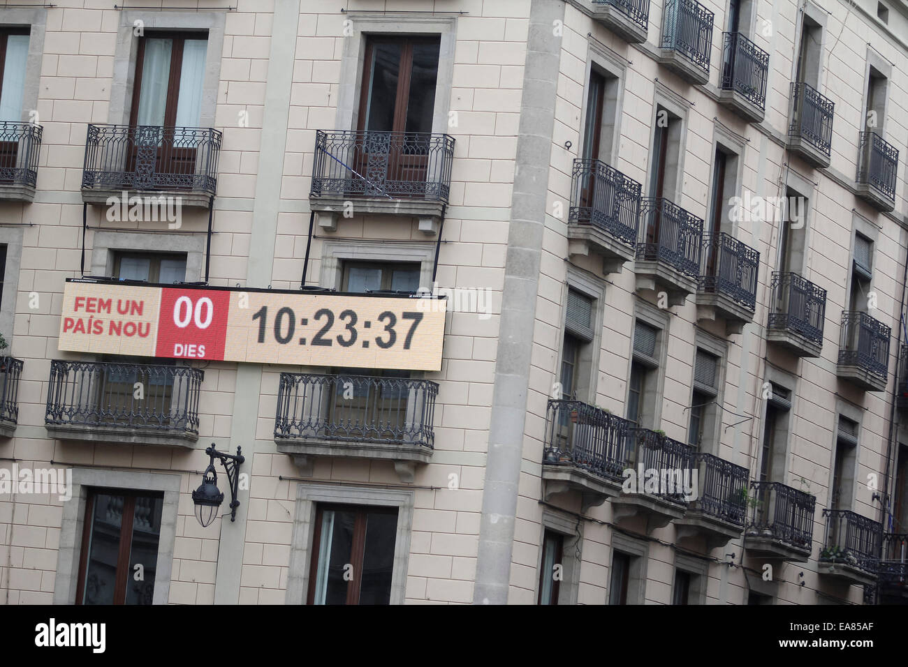 Uhr, die Zählung der Tage für das Unabhängigkeitsreferendum in Katalonien Stockfoto
