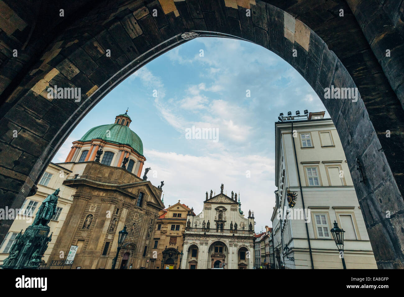 Ein Blick aus dem Bogen in Prag, Tschechische Republik Stockfoto