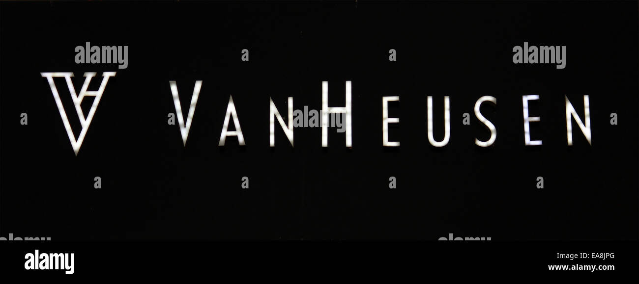 Kleidung, Firma, Logo, van Heusen, internationale Marke, Connaught Place, Neu Delhi, Indien. Stockfoto