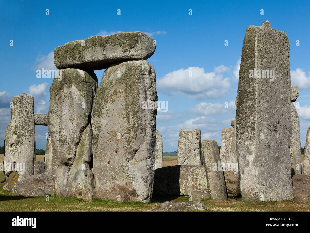 Nahaufnahme von Stonehenge Trilithons an sonnigen Tag Stockfoto