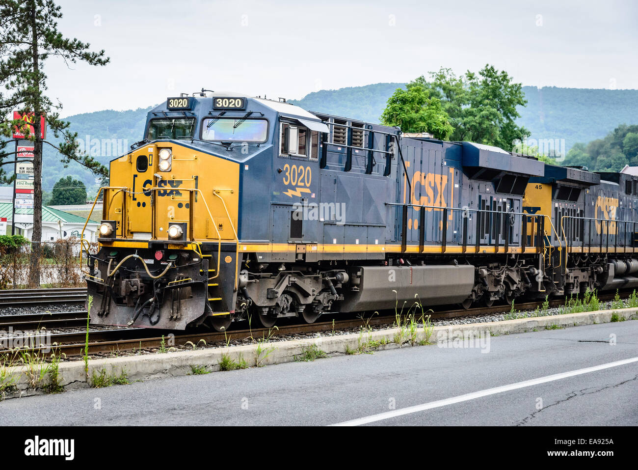 CSX ES44AC-H Nr. 3020 an der Leine Kohle ziehen, Cumberland, Maryland Stockfoto