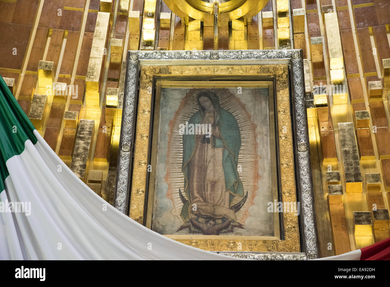 Nuestra Señora de Guadalupe, in neue Basilika der Jungfrau von Guadalupe, Mexiko-Stadt, Mexiko Stockfoto