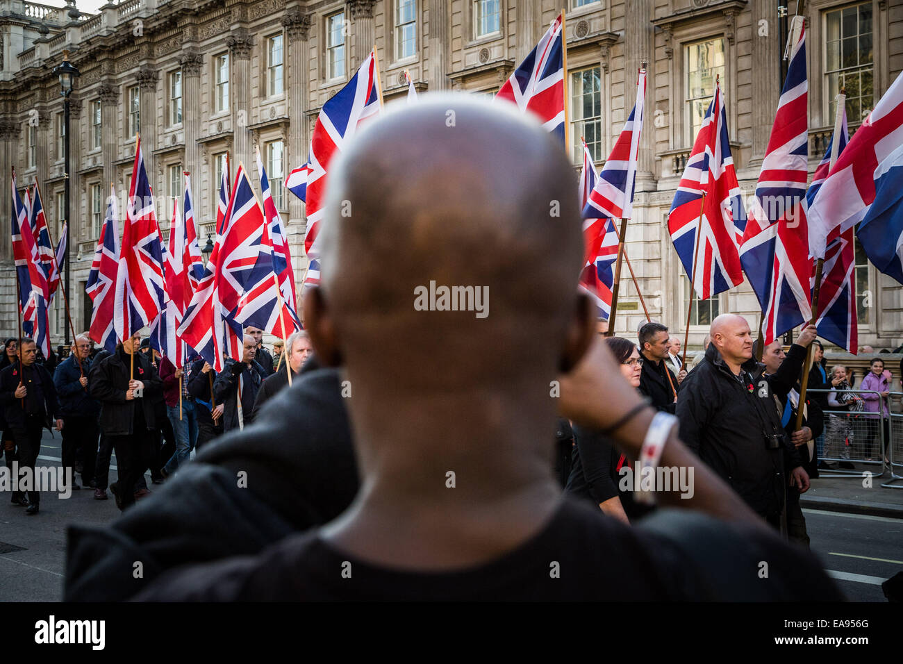 London, UK. 9. November 2014. Rechtsextreme Front National Marsch am Remembrance Day Credit: Guy Corbishley/Alamy Live News Stockfoto