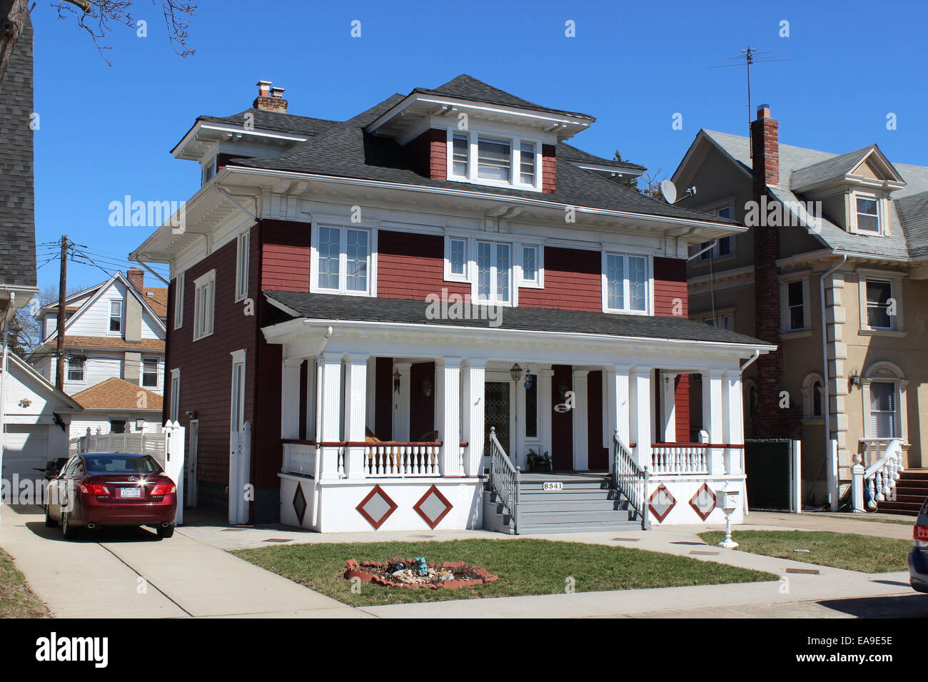 Colonial Revival Haus, Richmond Hill, Queens, New York Stockfoto