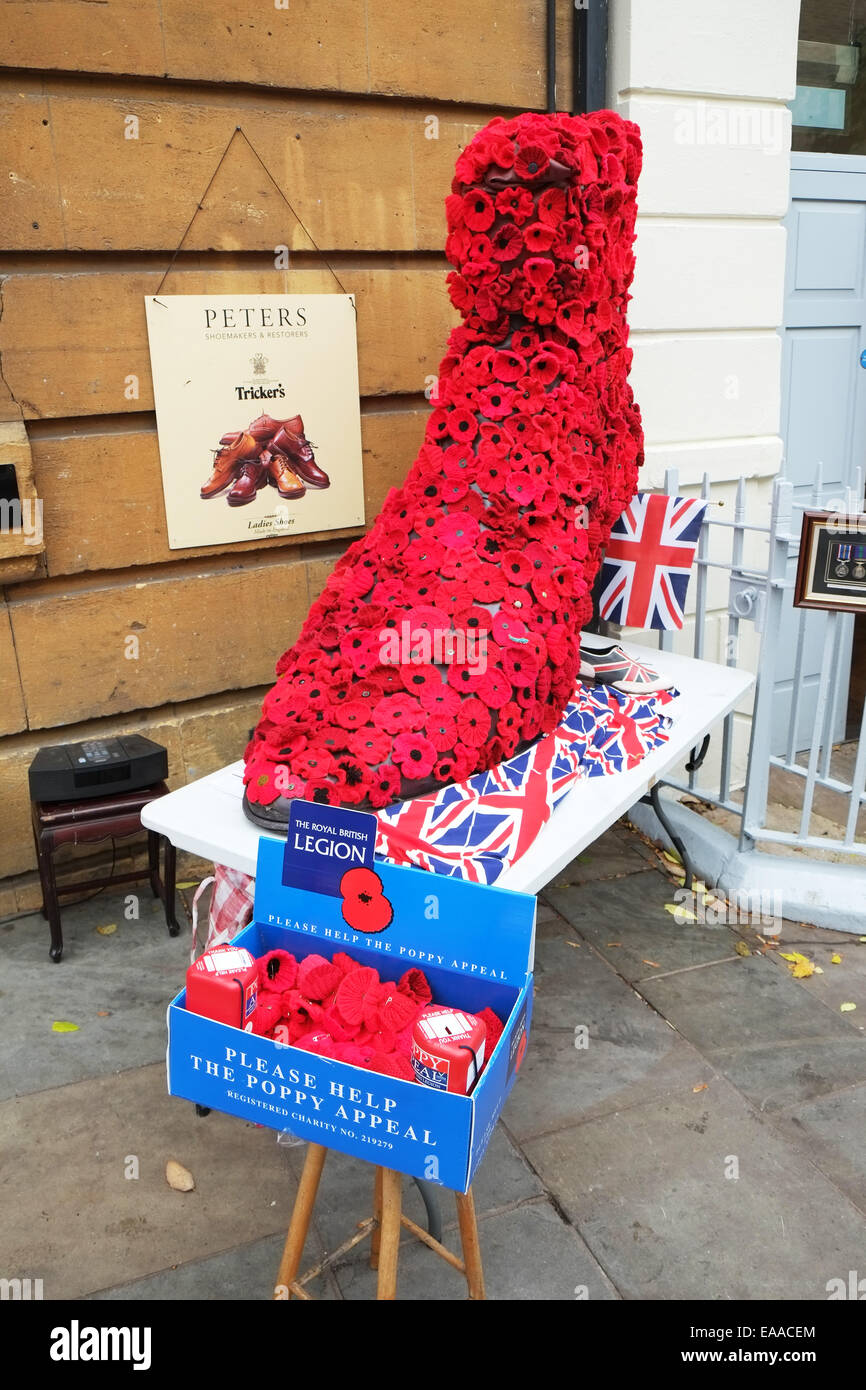 Mohn Mohn Tag für Verkauf-Sammelkiste anzeigen Union Jack Flagge royal british legion Stockfoto