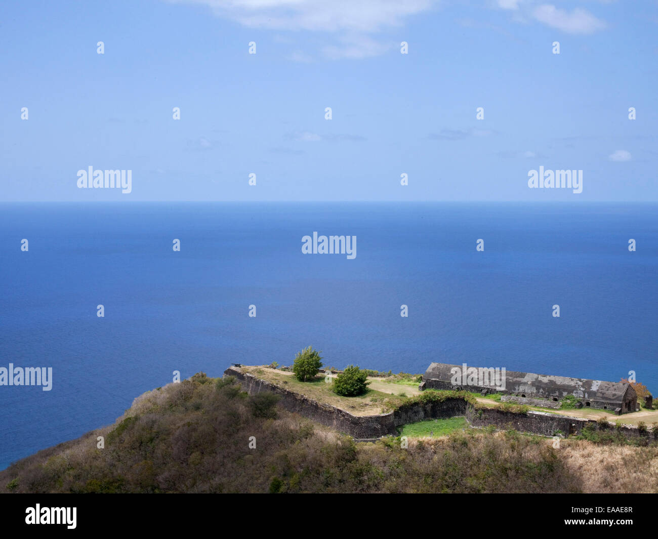 Brimstone Hill Fortress Nationalpark mit Blick auf das Karibische Meer Stockfoto