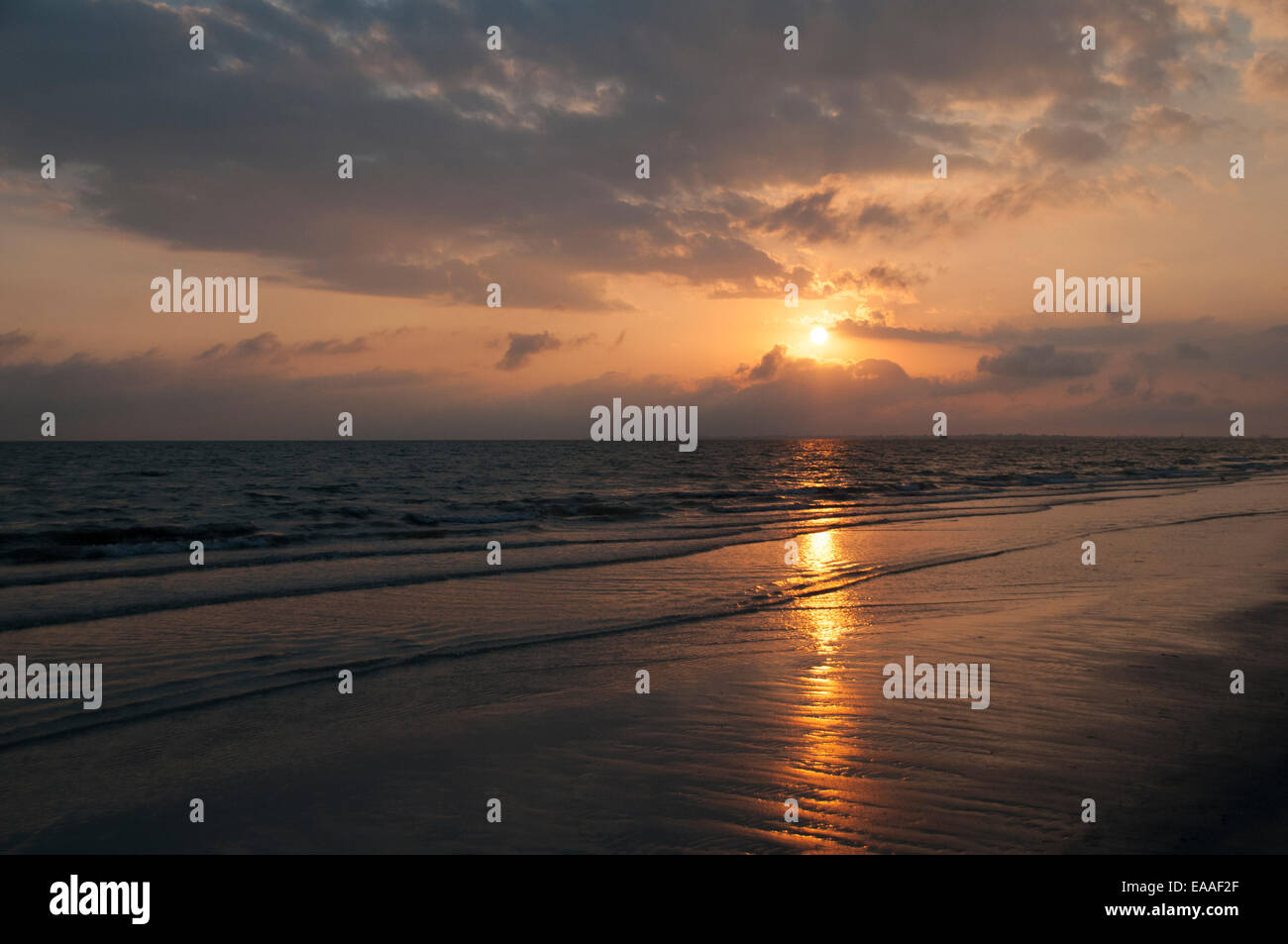 Sonnenuntergang [warmes Licht] Seascape beach Florida Cloud Stockfoto