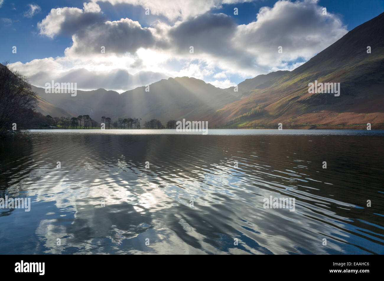 Buttermere in Cumbria, fotografiert im November 2014 Stockfoto