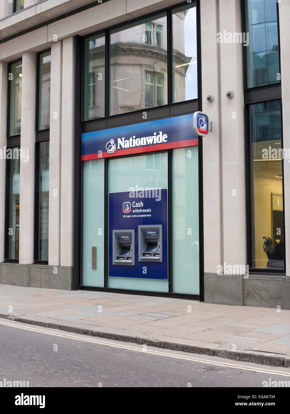 Bundesweite Bankfiliale, City of London, UK Stockfoto