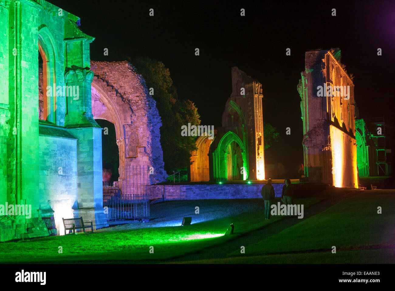 Die Lady Chapel von Glastonbury, Somerset, in der Nacht Stockfoto