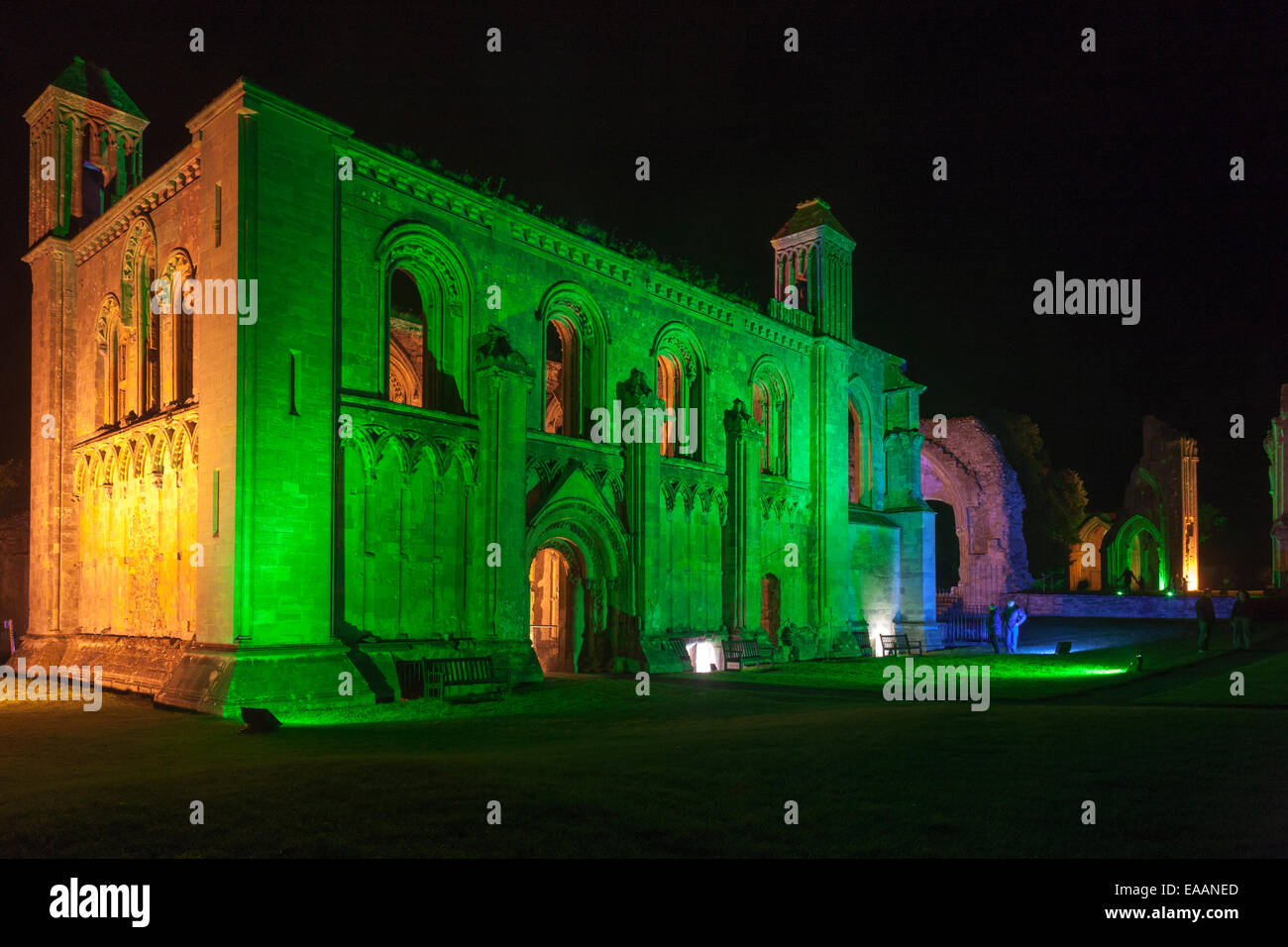 Die Lady Chapel von Glastonbury, Somerset, in der Nacht Stockfoto