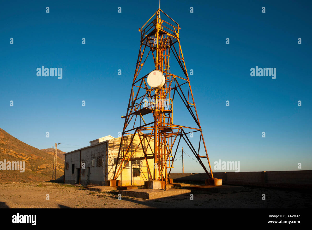 Antenne-Station am Kap des natürlichen Park Cabo de Gata - Nijar, Almeria Spanien Stockfoto