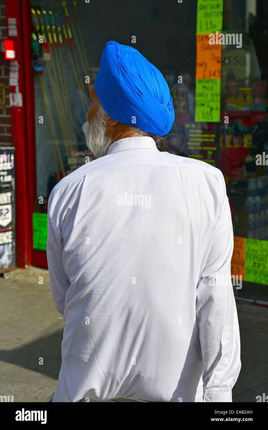 Sikh Greis, South Road, Southall, London Borough of Ealing, Greater London, England, Vereinigtes Königreich Stockfoto