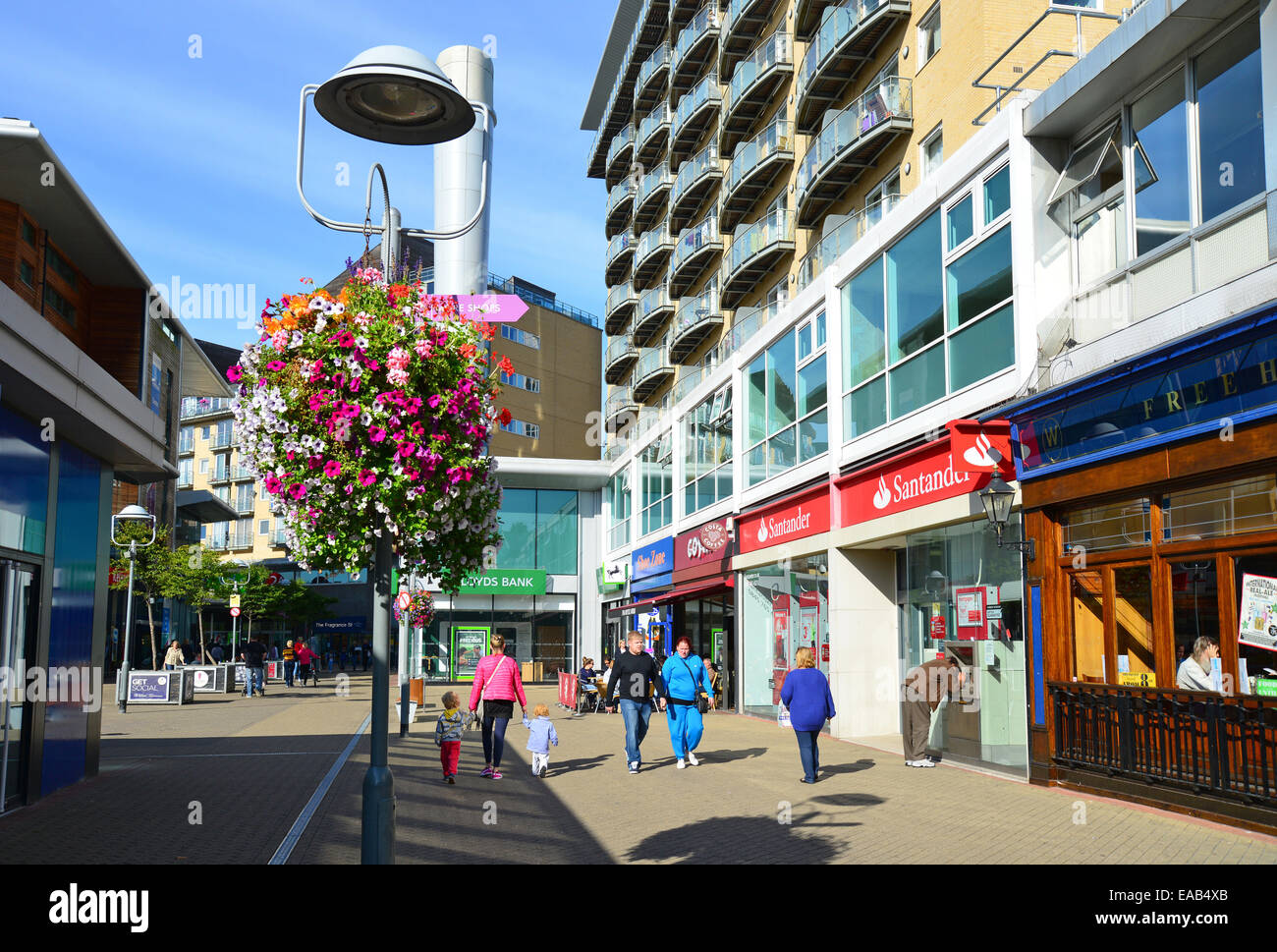 Das Zentrum Feltham Shopping Zeichen, Feltham, London Borough of Hounslow, Greater London, England, Vereinigtes Königreich Stockfoto