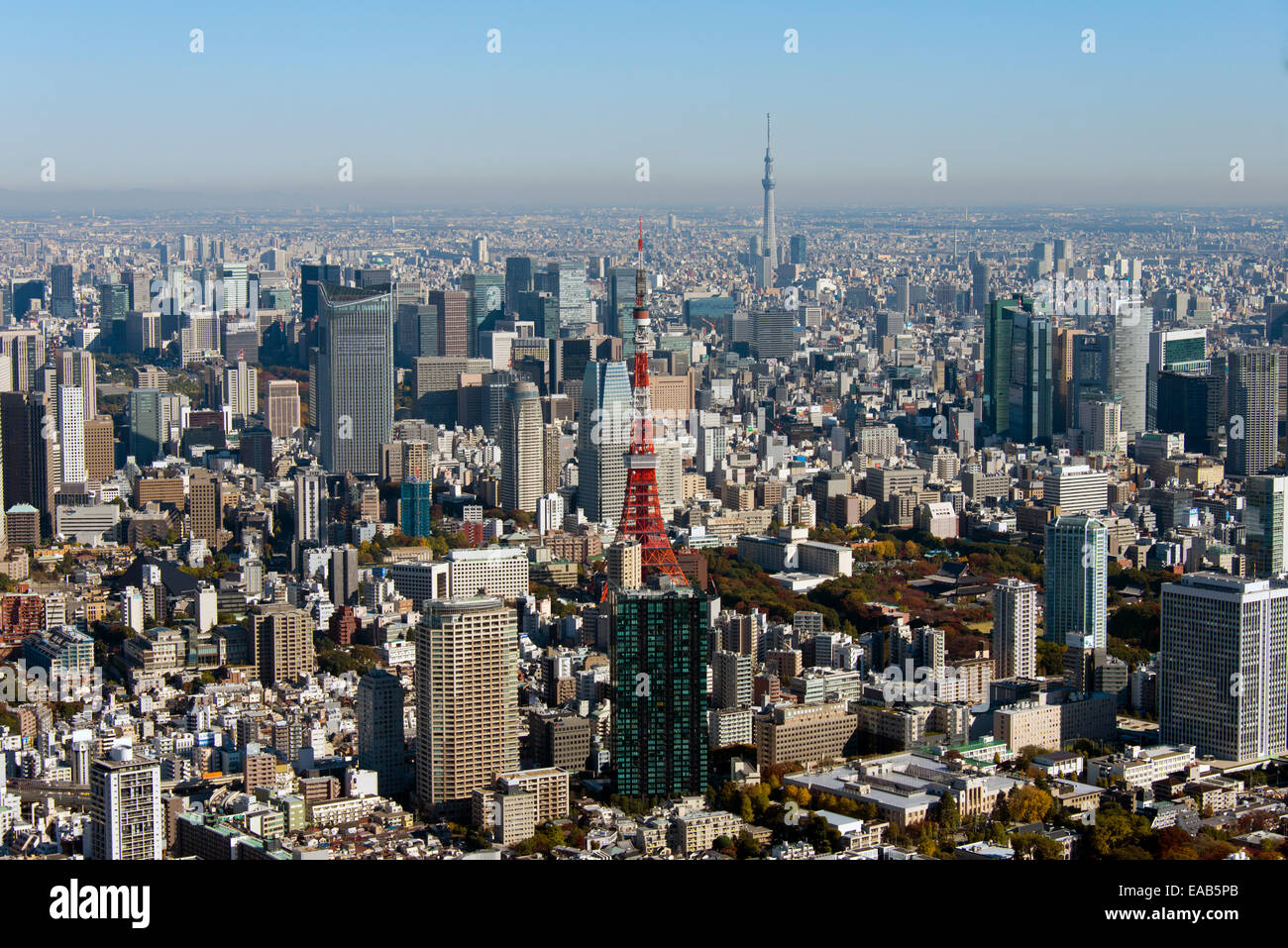 Tokyo Tower und Tokyo Sky tree Luftbild Stockfoto