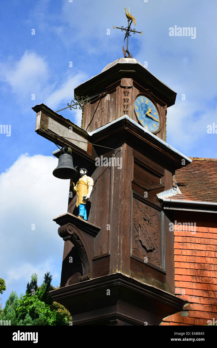 Abinger Hammer "Jack den Schmied" Clock, Abinger Hammer, Surrey, England, Vereinigtes Königreich Stockfoto