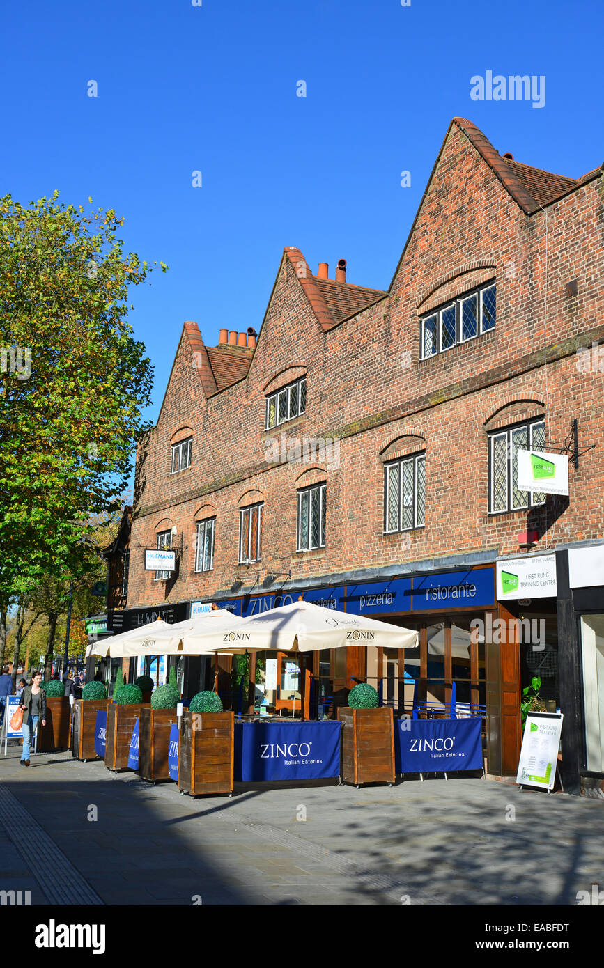 Zinco italienisches Restaurant, Parade, High Street, Watford, Hertfordshire, England, Vereinigtes Königreich Stockfoto