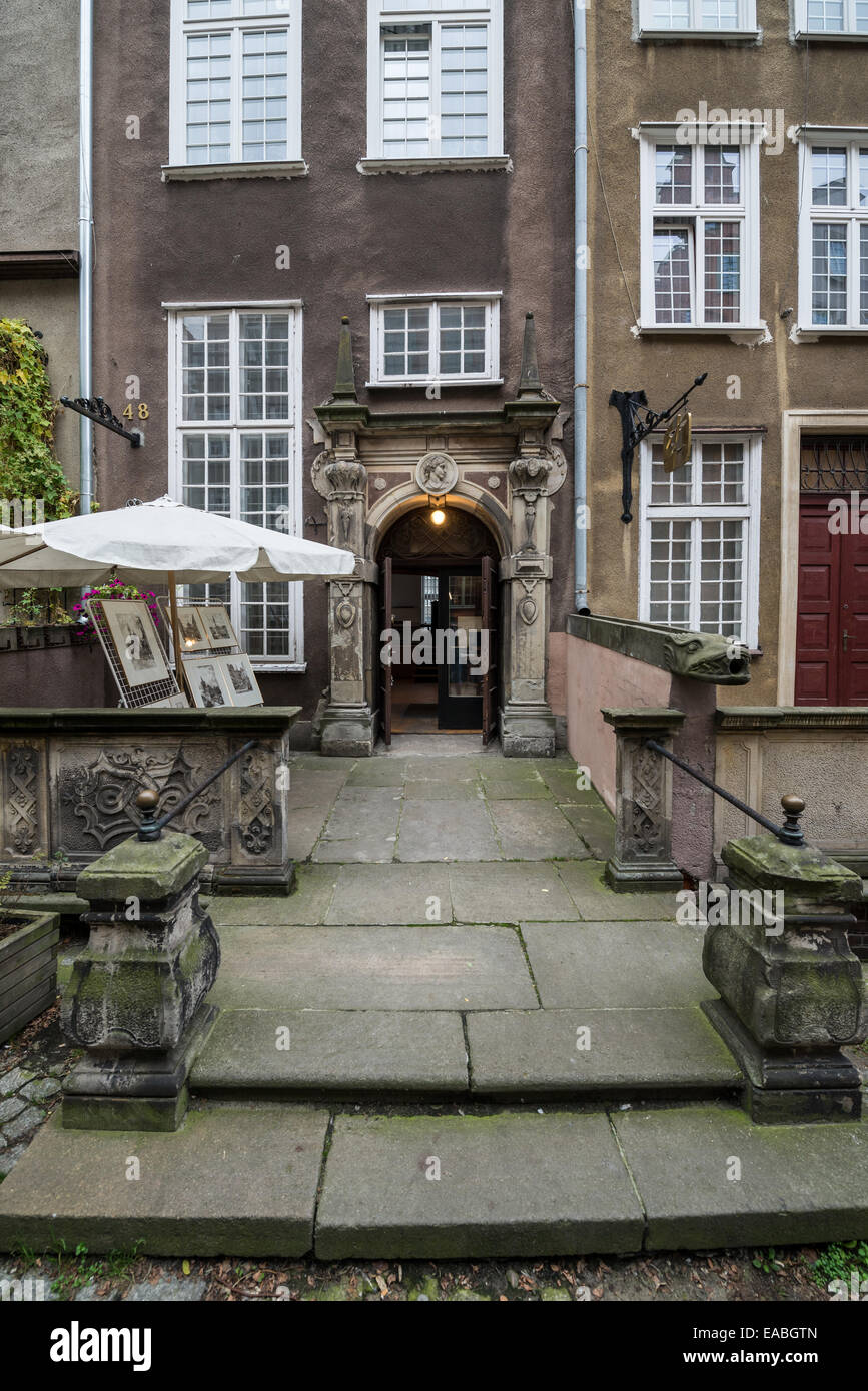Kunstgalerie auf einer der berühmtesten Straßen - Mariacka Street - Main Danzig, Polen Stockfoto