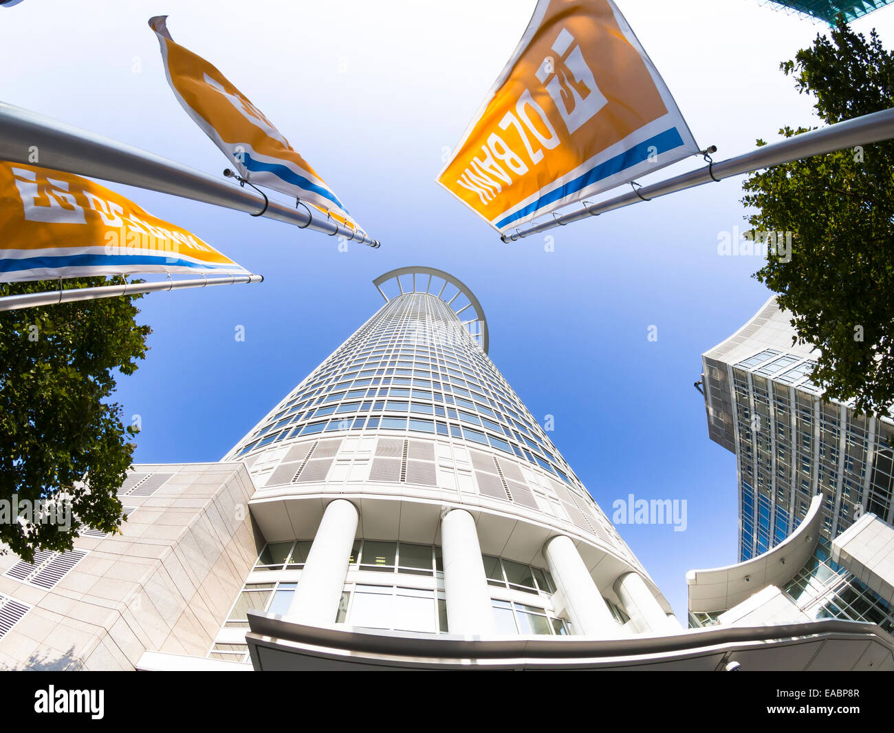 Deutschland Hessen Frankfurt Westend Tower DZ Bank Hauptsitz fisheye niedrigen Winkel Ansicht Stockfoto